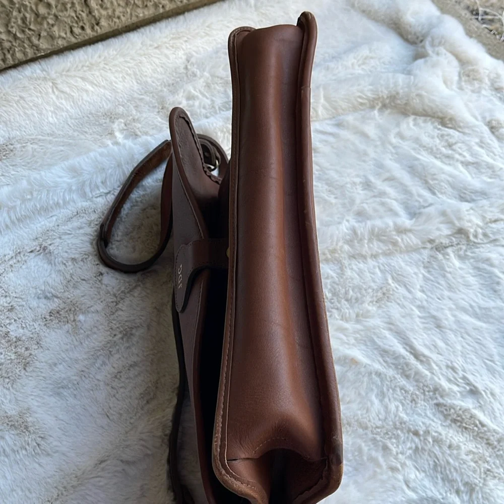 Jack George’s messenger leather bag